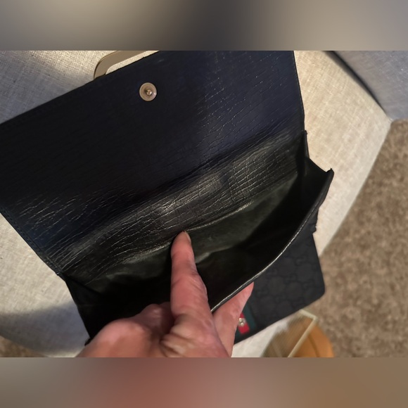 Preloved Gucci Jacquard/Leather Sherry Line Black Wallet; can use as crossbody. - Picture 9 of 12